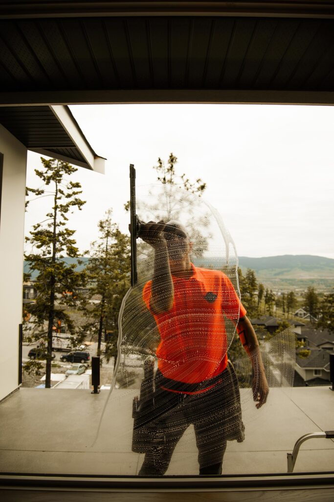 window washing and other exterior home cleaning services in Kelowna BC